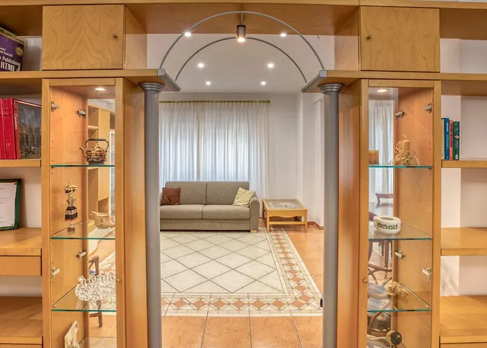 Dimora Savorelli, Ampio Zona Vaticano Apartment